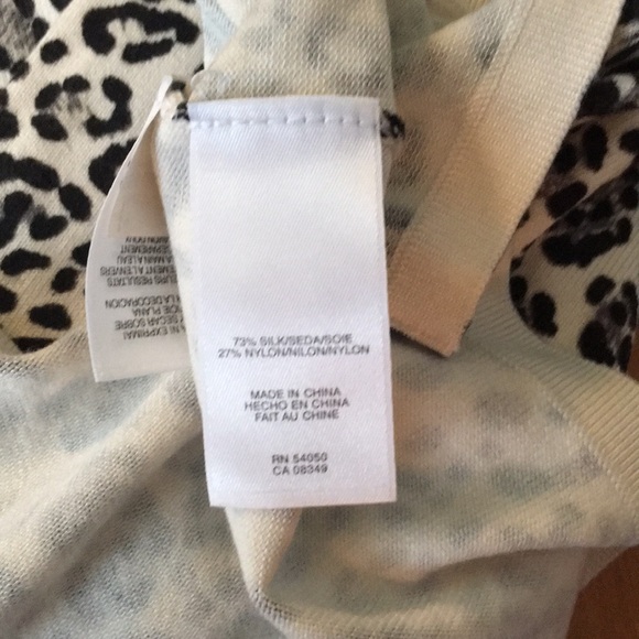 Jones New York Signature jeweled top - Picture 4 of 4